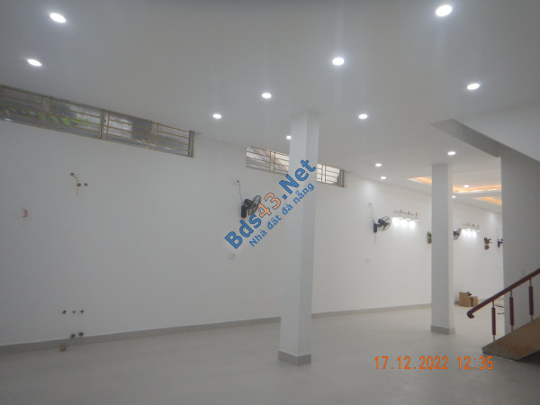 Cho thuê làm văn phòng mặt bằng tầng một nhà 277 Nguyễn Tri Phương TP Đà nẵng