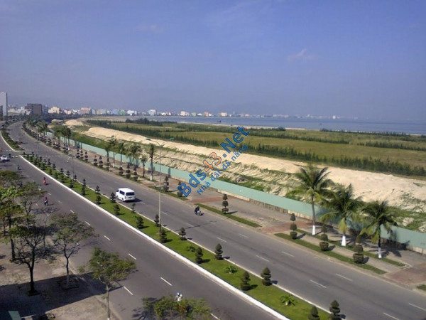 Bán nhà Mặt Tiền sát Hồ Nghinh, 80m3, 3 tầng, mới, đẹp ở ngay, sát biển Phạm Văn Đồng, nhỉnh 7 tỷ