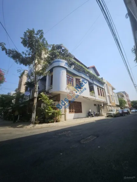 Tòa nhà tại hải hồ, full nội thất mới xây 4 tầng 1 tum kề lô góc. view pháo hoa