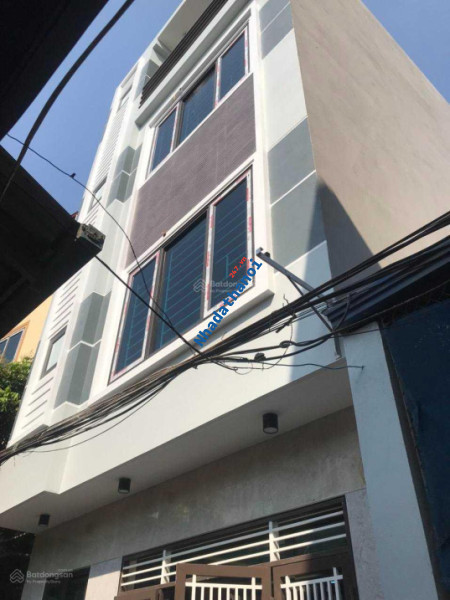 Bán nhà 32m2 x 5 tầng, sổ đỏ, tại phố La Nội, phường Dương Nội, Hà Đông. Cách siêu thị Aeon 300m