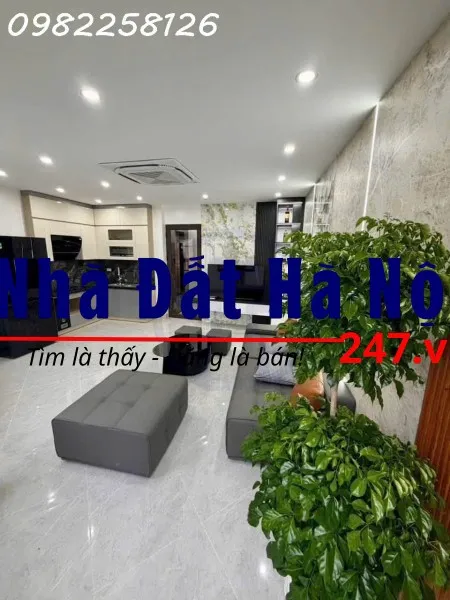 Bán nhà ngõ 158 Nguyễn Văn Cừ .DT 60m2 xây 6 tầng mới 100%.