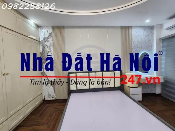Bán nhà ngõ 158 Nguyễn Văn Cừ .DT 60m2 xây 6 tầng mới 100%.