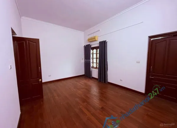 CHO THUÊ NHÀ 3 TẦNG - Ô TÔ ĐỖ SÂN tại PHÚ THƯỢNG, TÂY HỒ, HÀ NỘI- GIÁ 15TR/ THÁNG