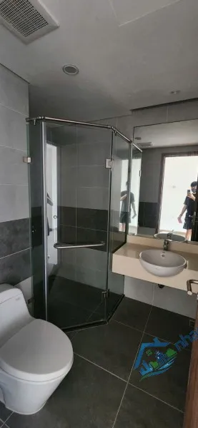 Bán nhà Ngọc thụy 11 tỷ 40m ô tô gara,thang máy,sổ đỏ Long Biên
