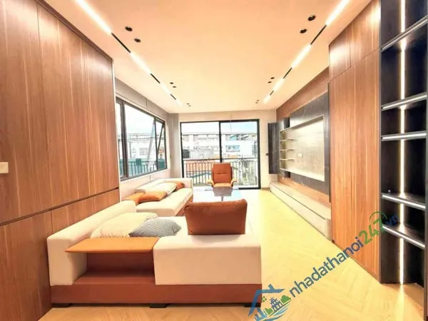 Bán Nhà Bát Khối 11 tỷ 86m ô tô đỗ cửa,vỉa hè view hồ