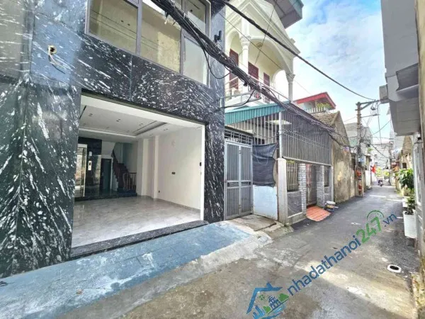 Bán Nhà Bát Khối 11 tỷ 86m ô tô đỗ cửa,vỉa hè view hồ