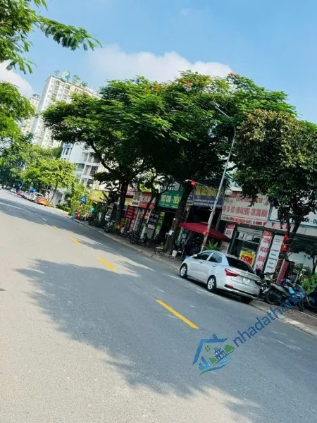 Bán nhà mặt phố Cổ Linh, Long Biên. Thang máy 50m 7T vỉa hè 3m Dưới 13.6 tỷ