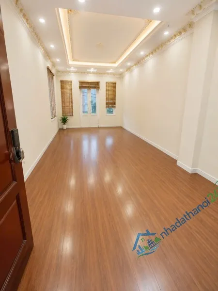 Nhà Giáp Bát, Hoàng Mai. Lô góc 2 mặt. Ô tô tránh. Dưới 10,4 tỷ. Ở và Kinh doanh