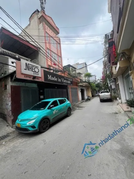 Nhà Giáp Bát, Hoàng Mai. Lô góc 2 mặt. Ô tô tránh. Dưới 10,4 tỷ. Ở và Kinh doanh