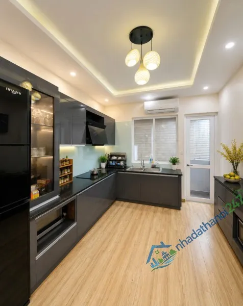 Bán nhà riêng Tựu Liệt, Hoàng Mai dưới 8.7 tỷ. Lô góc, ô tô. Kinh doanh tốt. 42m2