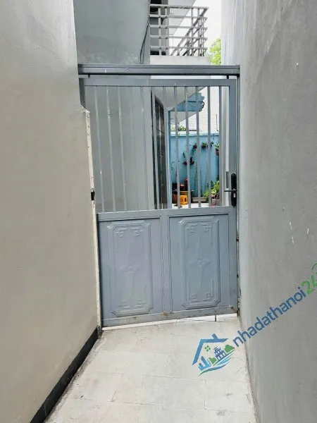 HÀNG HIẾM BÁN ĐẤT NGUYỄN VĂN LINH, LONG BIÊN  SAU 1 NHÀ RA Ô TÔ TRÁNH  KHU VỰC ĐANG PHÁT TRIỂN