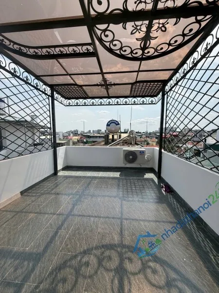 Bán nhà đẹp Hoa Lâm, Long Biên. Thang máy, Ô tô 45m2, 5 tầng Dưới 9.8 tỷ