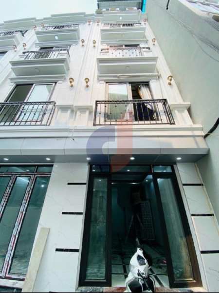 Chính Chủ bán nhà ngõ 595 Lĩnh Nam, Hoàng Mai - DT 40m2, 5 tầng thang máy