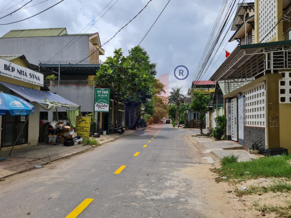 Bán nhà gần trường chuyên Lê Quý Đôn Đông Hà - Quảng Trị