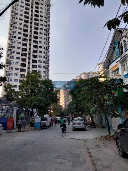 Bán Chung cư 2pn+1vs+2ban công phố Nguyễn Cơ Thạch, Dt: 63m2, chỉ 2.22tỷ