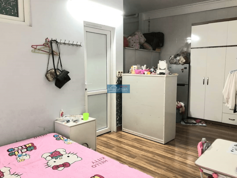 Bán nhà riêng tại Đường Nguyễn Văn Cừ, Long Biên, Hà Nội diện tích 33m2