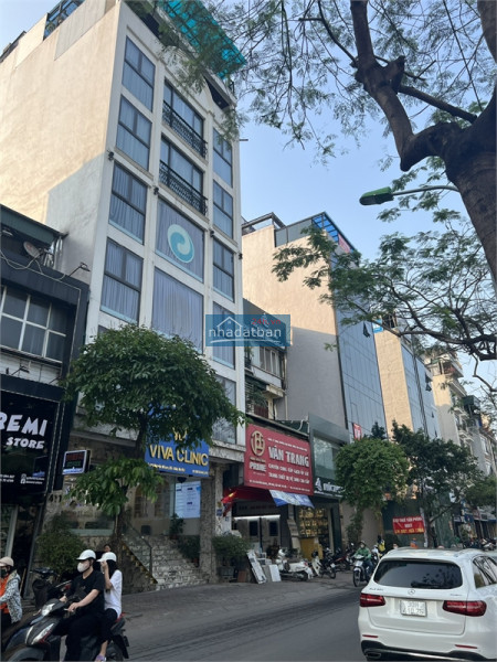 Bán Toà nhà văn phòng 9 tầng  mặt phố sát Hoàng Quốc Việt, Cầu Giấy, vỉa