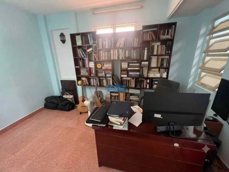 Bán nhà riêng tại Hẻm 4 Đường Tám Danh, Phường Chánh Hưng, Hồ Chí Minh giá 4 tỷ  900 triệu