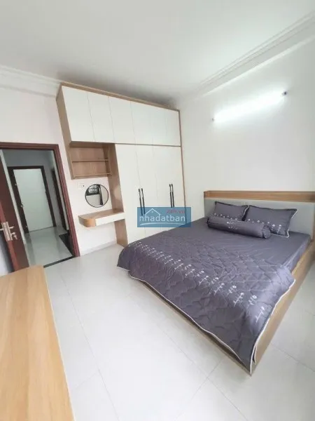 Bán gấp nhà mới xây full nội thất đường số 8 linh xuân thủ đức,tphcm,lh0909428959.