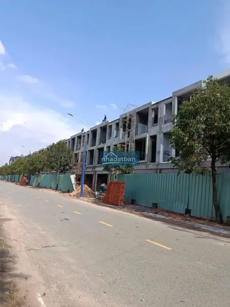 Nhà phố becamex tp mới thành phố mới bình dương mở bán nhà phố 2 mặt tiền 5x 30 trêt 2 lầu