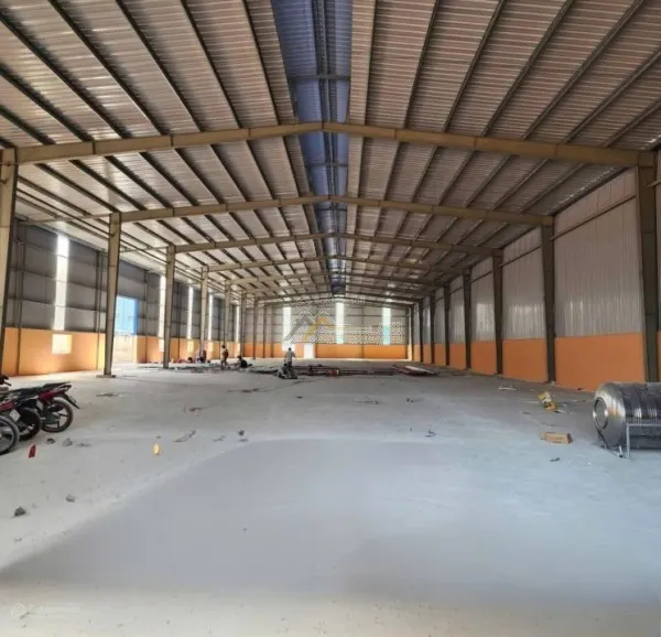  CHO THUÊ KHO XƯỞNG 2.000m² QUẬN 12 – XE CONT 24/24 – CÓ XUẤT HÓA ĐƠN