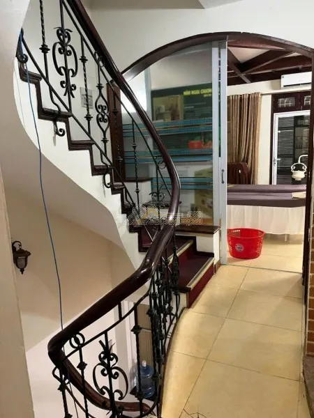 CHO THUÊ NHÀ MẶT PHỐ KHƯƠNG ĐÌNH – THANH XUÂN  7 TẦNG  THANG MÁY  36 TRIỆU/THÁNG