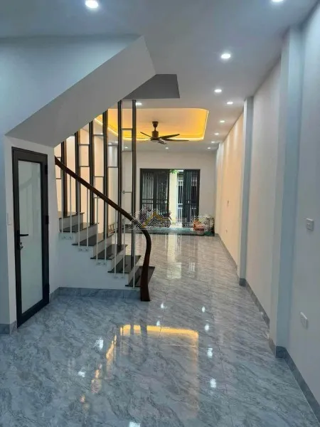 CHO THUÊ NHÀ RIÊNG – NGÕ 33X ĐỊNH CÔNG  50M² × 3 TẦNG  4PN