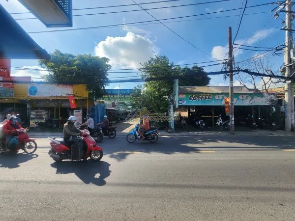 Sang Nhượng MBKD 1.650m² hoặc cho thuê 10m x 50m – 2 Mặt Tiền - Bà Điểm Hóc Môn – Đang Hoạt Động