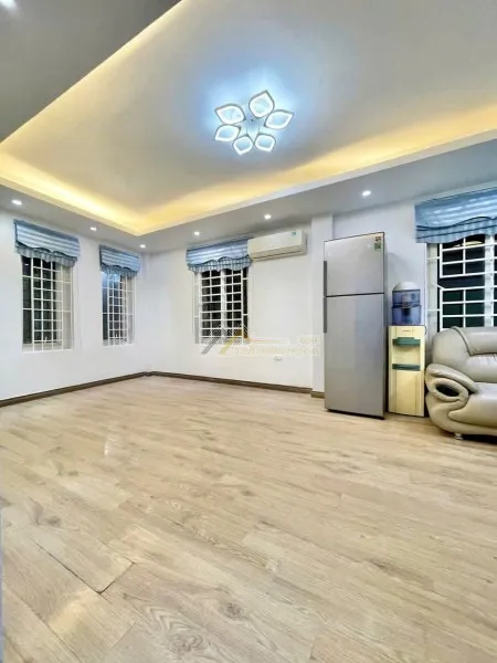 CHO THUÊ NHÀ KIM GIANG  5 TẦNG  5PN – 4WC  13 TRIỆU/THÁNG