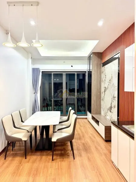 CHO THUÊ NHÀ MẶT PHỐ HOA BẰNG – CẦU GIẤY  45M² × 5 TẦNG  27 TRIỆU/THÁNG