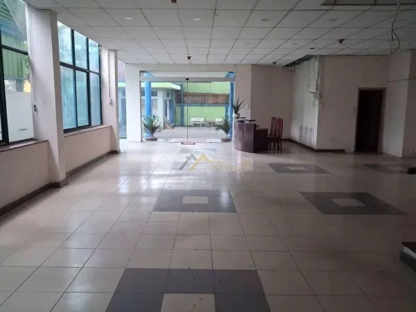 TÔI CẦN CHO THUÊ NHÀ - 5000 M2 MT NGUYỄN VĂN QUÁ. (GIÁ THUÊ 400 Triệu/ Tháng).