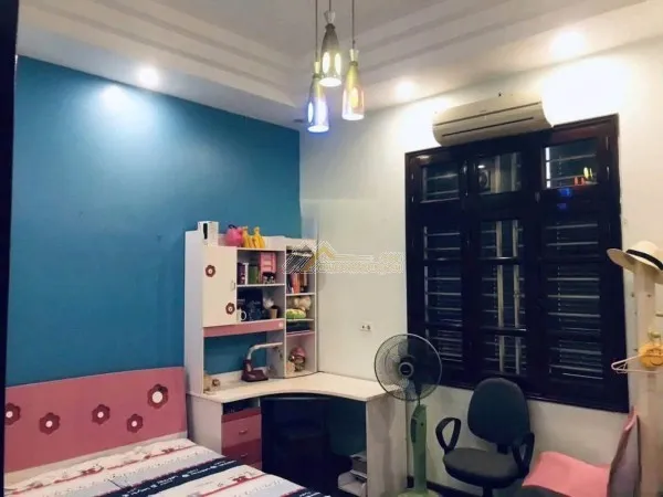 CHO THUÊ NHÀ LÀM VĂN PHÒNG, Ở – NGHĨA ĐÔ, CẦU GIẤY  80M² × 4 TẦNG  25 TRIỆU/THÁNG