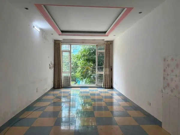 CHO THUÊ NHÀ LIỀN KỀ 67 PHÙNG KHOANG – NAM TỪ LIÊM  50M² × 5 TẦNG  MT 4M