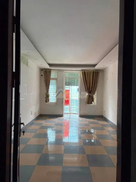 CHO THUÊ NHÀ LIỀN KỀ 67 PHÙNG KHOANG – NAM TỪ LIÊM  50M² × 5 TẦNG  MT 4M
