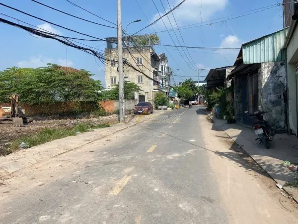 XƯỞNG HÓC MÔN – 1.000M² – CHỈ 29 TRIỆU/TH  – XƯỞNG ĐẸP – XE CONTAINER RA VÀO!
