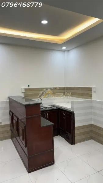 Cho thuê nhà nguyên căn , sát bên lottemart, Quận 7, nhà mới , giá 9tr/th