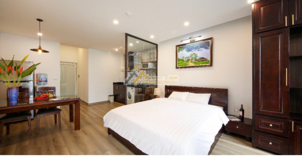 Cho thuê căn hộ 1 phòng ngủ phường trúc bạch, dt 40m2, nội thất đầy đủ tiện nghi.