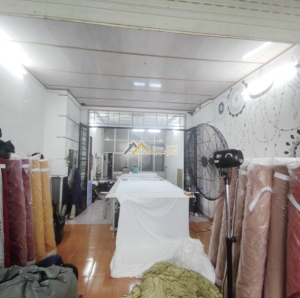 Nhà thuê hẻm ô tô bùi minh trực 110m2 p5 q8 - giá 10 triệu/tháng