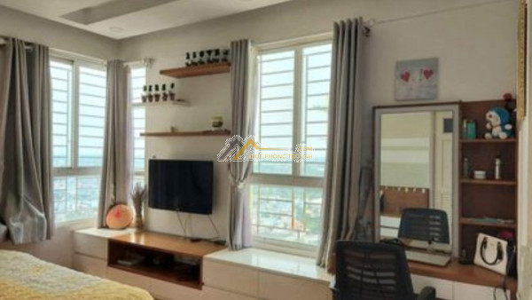 Cho thuê căn hộ 160 m2, tòa a5 chung cư era town đức khải, p. phú mỹ, q7, hcm
và bán/ cho