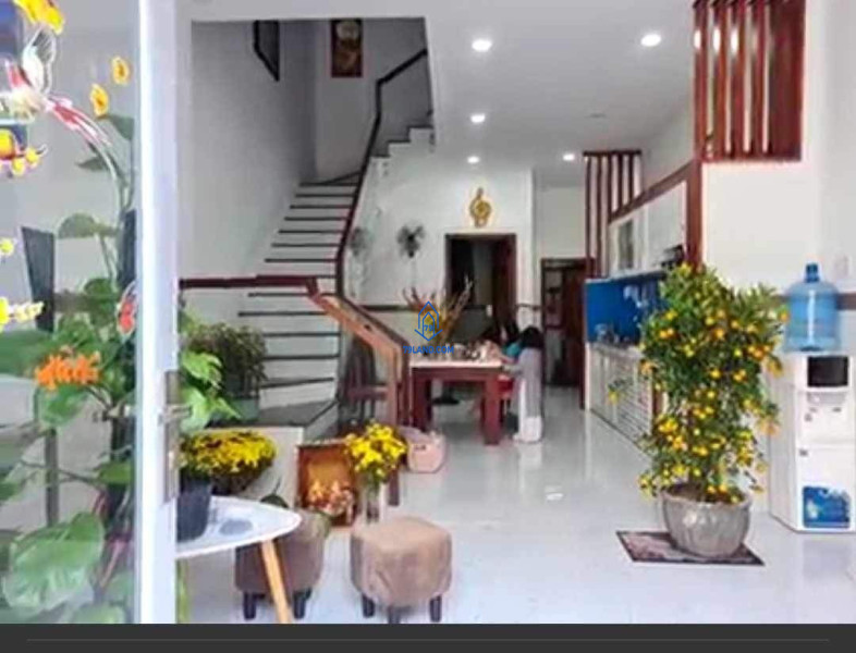 Bán nhà đẹp 3 tầng ngay VCN Phước Hải,TTTP Nha trang , DTSD 137m