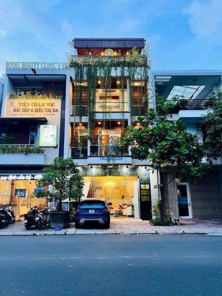 Bán gấp nhà mặt tiền đường Hoàng Cầm (đường A2 cũ) Khu đô thị Vĩnh Điềm Trung, Nha Trang