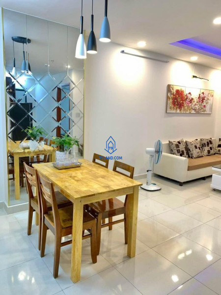 Cho thuê căn hộ chung cư 2PN VCN Phước Long 2, view phố cực thoáng mát