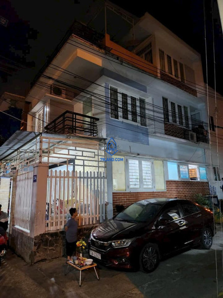 BÁN NHÀ 3 tầng 2 mặt tiền gần đường Ngô Đến - Phường Vĩnh Phước - Nha Trang