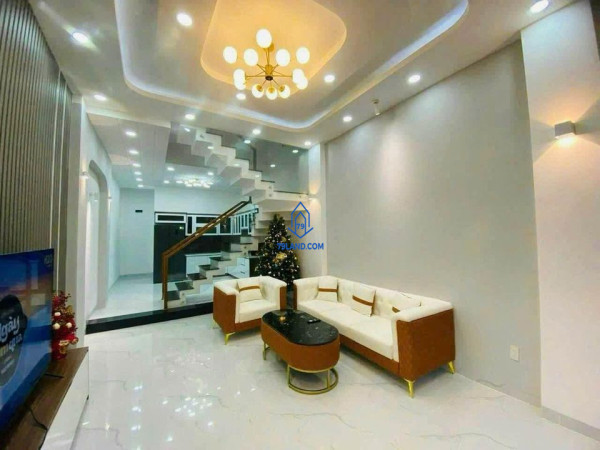 Nhà đẹp full nội thất tại phường Phước Long Tp Nha Trang, bán kính 500m đầy đủ tiện ích