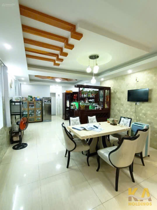 Bán Tòa Nhà Văn Phòng 5 Tầng 2 Mặt Tiền Đường (13.5m) Phan Chu Trinh, P.2, DT 105m² – 385m² Sàn – Giá 18.5 Tỷ