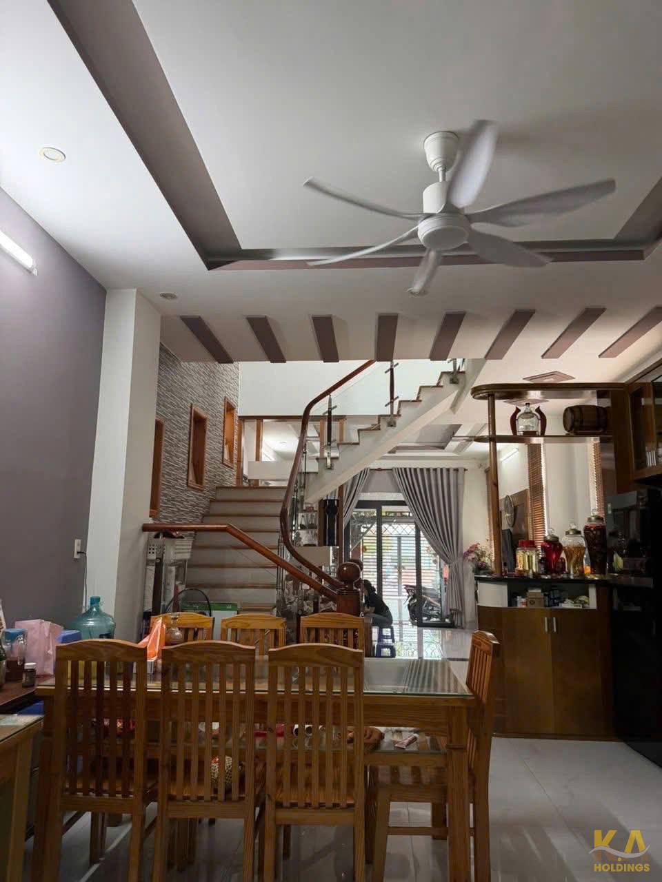 BÁN NHÀ 1 TRỆT 2 LẦU 2 MẶT TIỀN NGUYỄN HỮU CẢNH - 121M (5x24) - SÂN ĐỂ OTO - ĐÔNG BẮC - GIÁ 13,8 TỶ (TL)