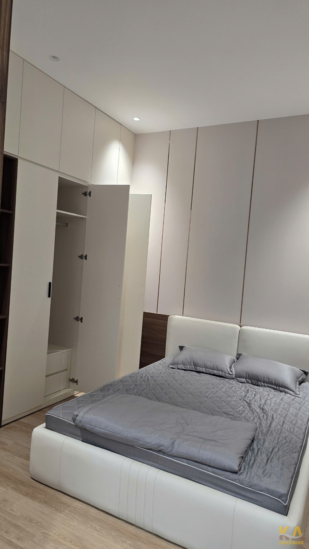 BÁN BIỆT THỰ 3 TẦNG MỚI - PHƯỚC THẮNG - 180M (10x18) - THANG MÁY & HỒ BƠI - TÂY BẮC - HOÀN CÔNG- GIÁ 17,5 TỶ (TL)