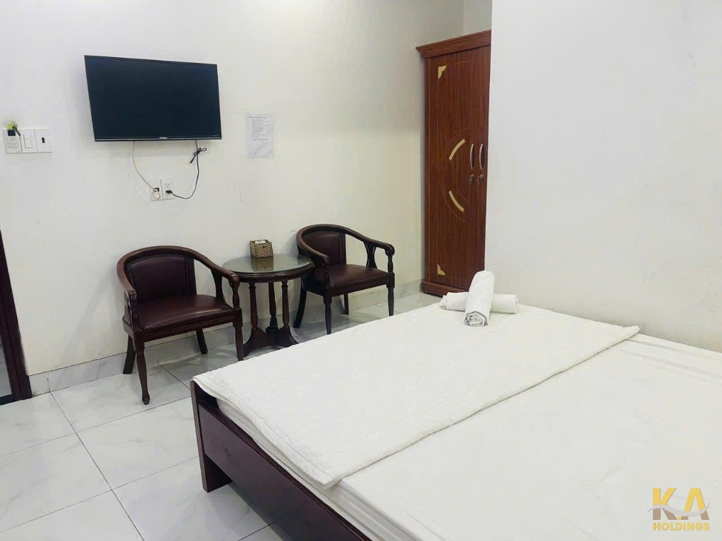 BÁN KHÁCH SẠN ĐƯỜNG 30/4 - 20 PHÒNG - PCCC ĐẦY ĐỦ - THANG MÁY- TÂY NAM - 207M (5.2x22,7) - GIÁ 11,9 TỶ