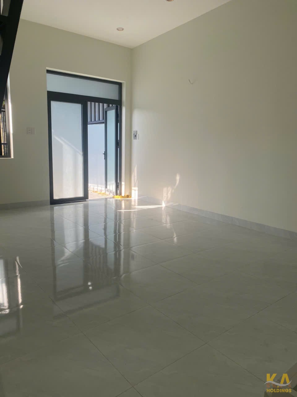 BÁN NHÀ CẤP 4 MỚI - HÀN THUYÊN - HẺM OTO 4M - FULL NỘI THẤT - 113M (5x23) - GIÁ 3,8 TỶ