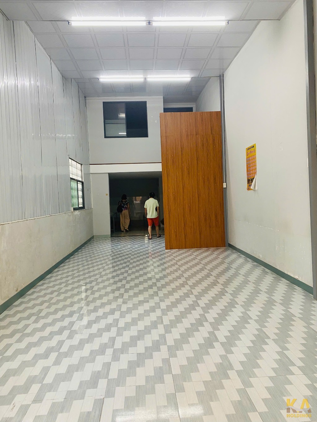 CHO THUÊ NHÀ MẶT ĐẸP TIỀN KHU ĐÔ THỊ CHÍ LINH _ 5x20M_10 TRIỆU